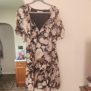 Ambercrombie & Fitch XL TALL Floral Black and Cream Dress